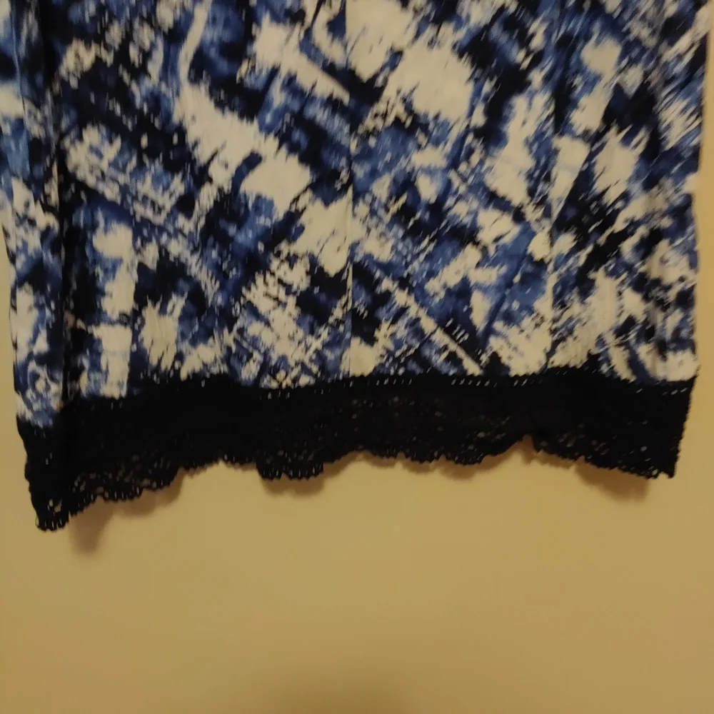 Top - Picture 6 of 6